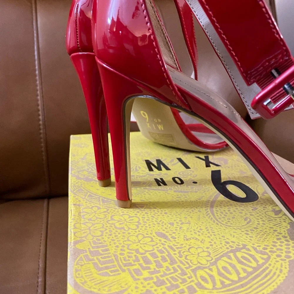 Mix No. 6 Red Patent Leather Heels Size 10
